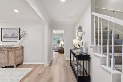 10738 Cedar Creek Drive, Houston, TX 77042 - Photo 3