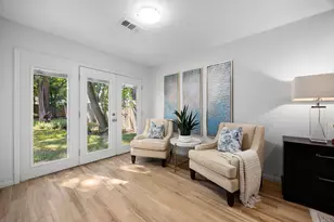 1823 Nocturne Ln, Houston, TX 77043 - Photo 17