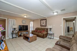 930 Centerwood Dr, Houston, TX 77013 - Photo 13