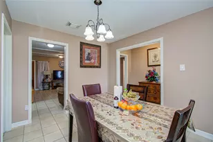 930 Centerwood Dr, Houston, TX 77013 - Photo 9