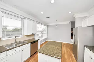 835 Rosine St, Houston, TX 77019 - Photo 11