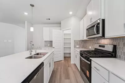 5203 Kingdom Heights Boulevard, Rosenberg, TX 77471 - Photo 19