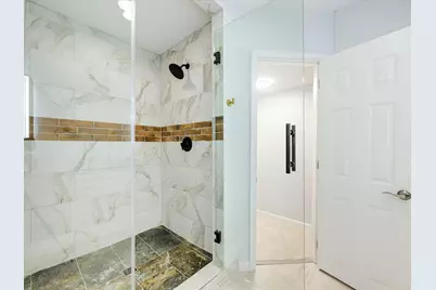 3050 Hazy Park Drive, Houston, TX 77082 - Photo 11