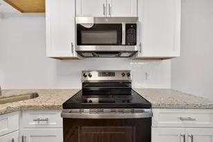 7047 Bissonnet St, Houston, TX 77074 - Photo 17