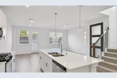 631 Sand Dollar Drive, Kemah, TX 77565 - Photo 3