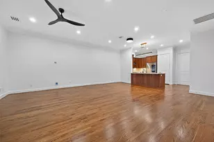 28 Riva Row, The Woodlands, TX 77380 - Photo 5