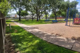 21023 Western Valley Dr, Katy, TX 77449 - Photo 15