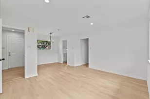 5762 Birdwood Rd, Houston, TX 77096 - Photo 31