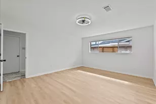 5762 Birdwood Rd, Houston, TX 77096 - Photo 25