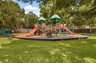 9227 Stockwell Dr, Houston, TX 77083 - Photo 33