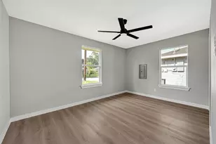 7218 Bretshire Dr, Houston, TX 77016 - Photo 27