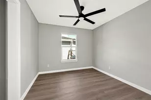 7218 Bretshire Dr, Houston, TX 77016 - Photo 29