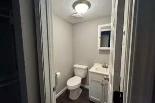 1910 Little St, La Marque, TX 77568 - Photo 9