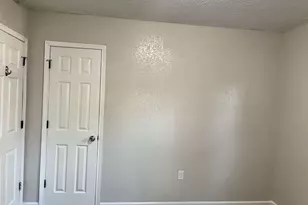 1910 Little St, La Marque, TX 77568 - Photo 9