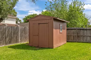 8727 Orchard Ln, La Porte, TX 77571 - Photo 23