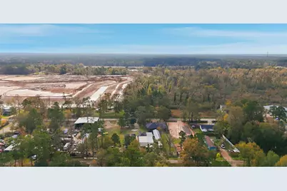 27043 Coach Light Lane, New Caney, TX 77357 - Photo 3