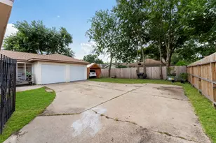 6839 Silver Star Dr, Houston, TX 77086 - Photo 31