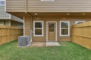 1043 Marcolin, Houston, TX 77088 - Photo 45