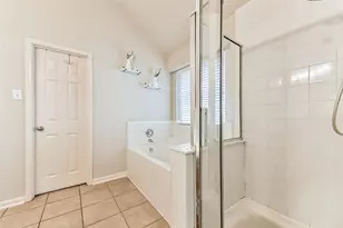 10510 Eagle Rock Ct, La Porte, TX 77571 - Photo 17