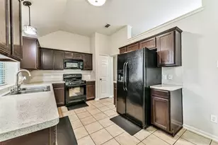10510 Eagle Rock Ct, La Porte, TX 77571 - Photo 13