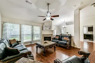 10510 Eagle Rock Ct, La Porte, TX 77571 - Photo 5