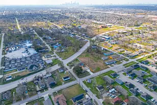 7902 Pointer St, Houston, TX 77016 - Photo 21