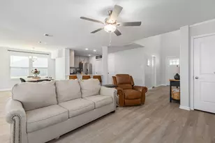1210 Millpointe Ln, Dayton, TX 77535 - Photo 7