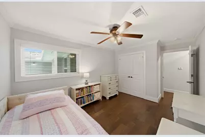5535 Queensloch Drive Drive, Houston, TX 77096 - Photo 9
