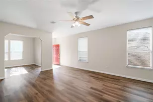 8810 Willow Spur Dr, Tomball, TX 77375 - Photo 5