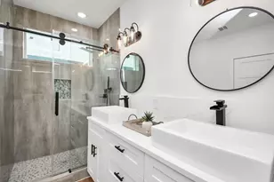 235 Julia St, Houston, TX 77022 - Photo 23