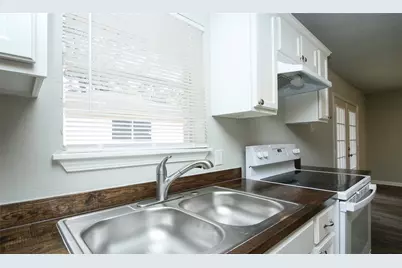 5019 Westwood, Dickinson, TX 77539 - Photo 19