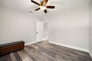 1906 Coronado St, Friendswood, TX 77546 - Photo 25