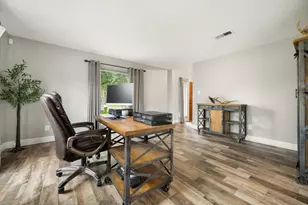 1906 Coronado St, Friendswood, TX 77546 - Photo 5