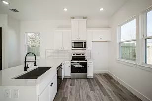 8409 Schneider St, Houston, TX 77093 - Photo 5