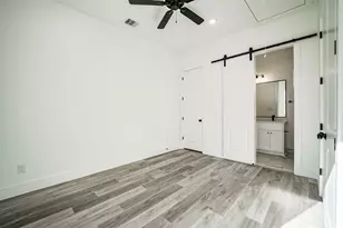 8409 Schneider St, Houston, TX 77093 - Photo 11
