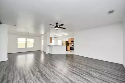 5450 Aloe Avenue, Baytown, TX 77521 - Photo 5