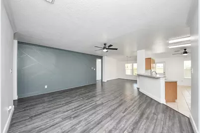 5450 Aloe Avenue, Baytown, TX 77521 - Photo 11