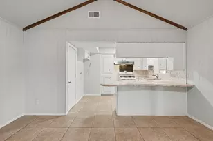 100 Bybee St, Willis, TX 77378 - Photo 5