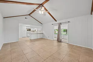 100 Bybee St, Willis, TX 77378 - Photo 7