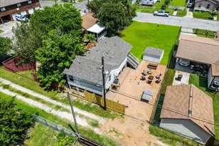 5423 Avenue R, Galveston, TX 77551 - Photo 37