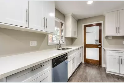 9006 Dunlap Street, Houston, TX 77074 - Photo 7