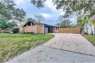 9006 Dunlap Street, Houston, TX 77074 - Photo 3