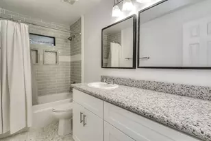 9006 Dunlap St, Houston, TX 77074 - Photo 21