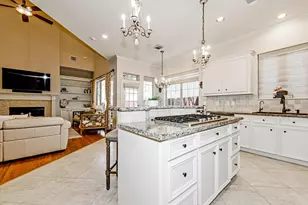 13510 Broadmeadow Ln, Houston, TX 77077 - Photo 15