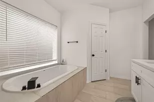 4423 Parkwater Cove Ct SE, Sugar Land, TX 77479 - Photo 39