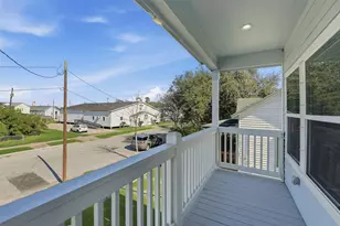 3521 Ave N 1/2, Galveston, TX 77550 - Photo 15