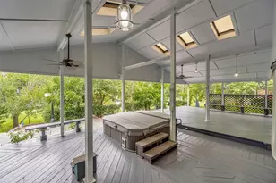 107 Bayou Glen St, Hitchcock, TX 77563 - Photo 23