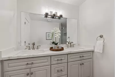 11407 Holidan Way, Hedwig Village, TX 77024 - Photo 35