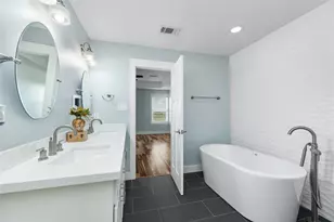 7707 Stratford Hall Dr, Rosharon, TX 77583 - Photo 33