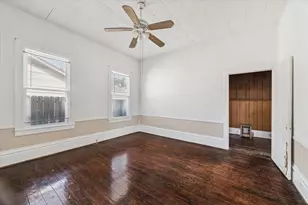 5011 Walker St, Houston, TX 77023 - Photo 5